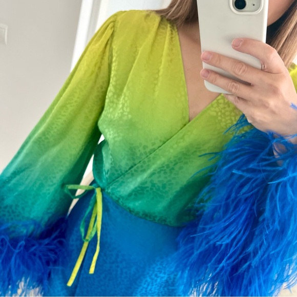 ART DEALER 100% Silk Green & Blue Feather Wrap Dress Robe Small S NWOT - Picture 3 of 9